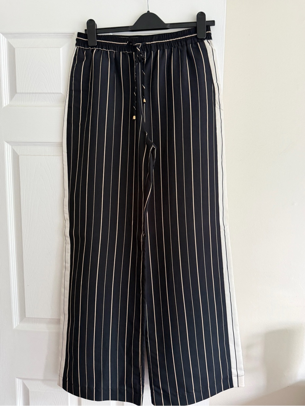 Zara Black Pinstriped Wide-Leg Pants with White Side Panel